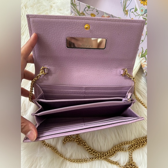 GUCCI Lavender Flora Wallet On Chain 💜💜 - Picture 4 of 7